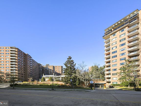 3rd image of 4201 Cathedral Ave NW APT 1203E