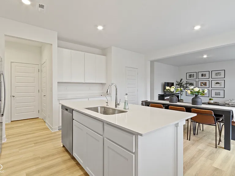 19441 Beruna Way — Photo 11