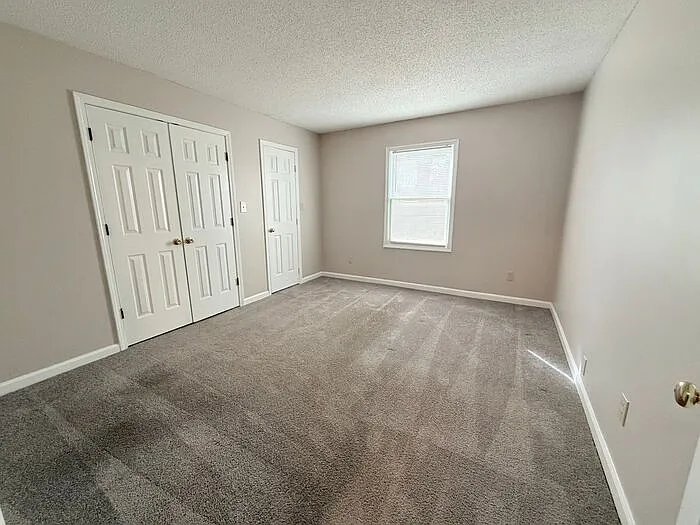 2120 Hawkins St #A — Photo 15