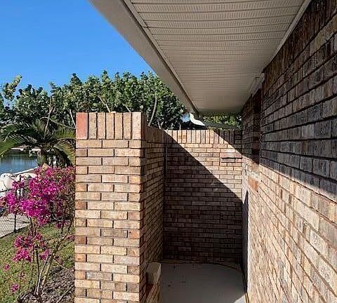 5th image of 419 Arrowhead Ln