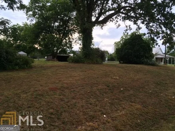 2432 Old Jackson Rd, Locust Grove, GA 30248