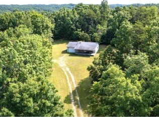 1901 James Chapel Rd, Olive Hill, KY 41164