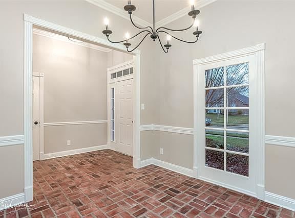 4th image of 6008 Ellington Way