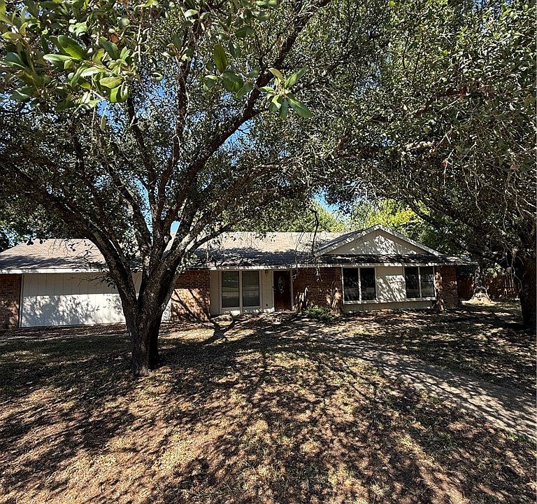 1st image of 4009 Chisholm Trl