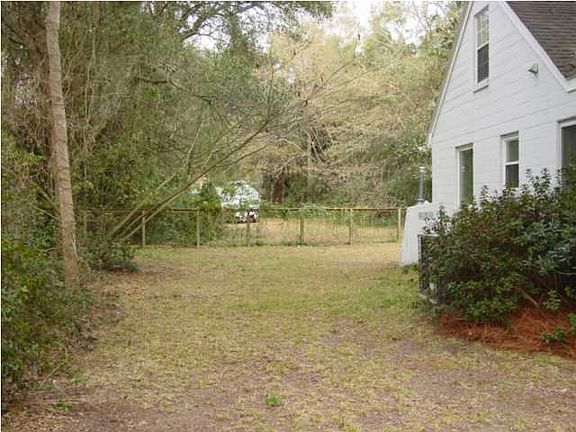 5th image of 2180 Coker Ave