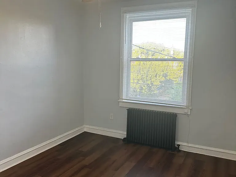 2927 Edison Hwy — Photo 5