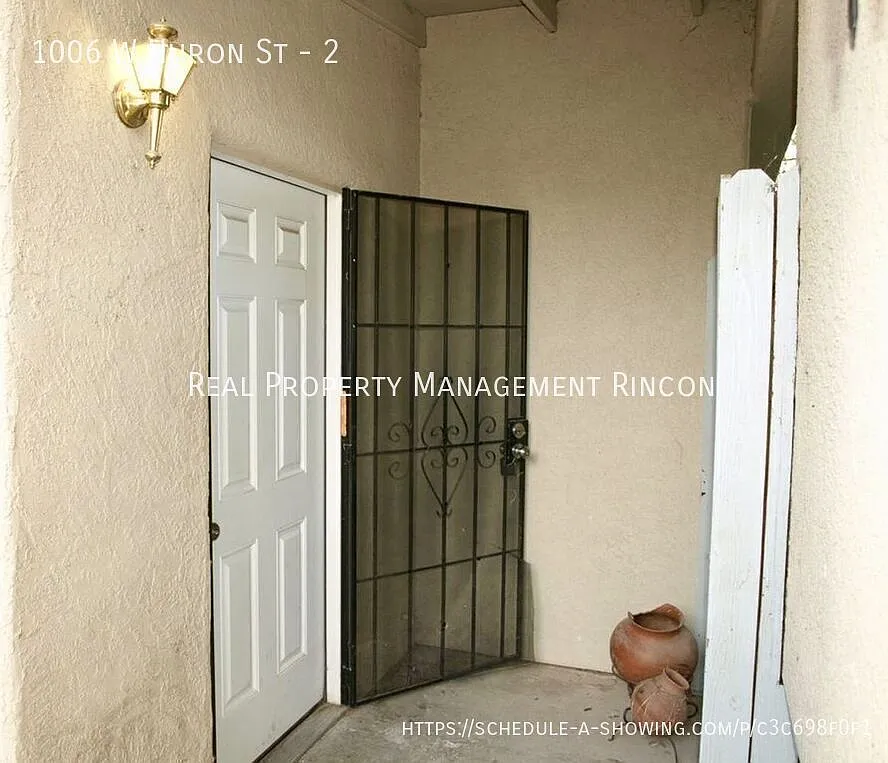 Cozy 1-Bed, 1-Bath just minutes from I-10 and Downtown Tucson! — Photo 2