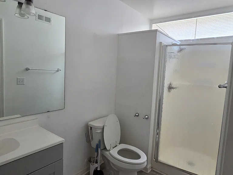 525 Third Loop Rd #B — Photo 7