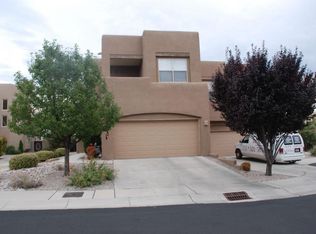 8704 Desert Fox Way NE, Albuquerque, NM 87122