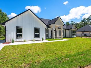374 County Road 6490, Dayton, TX 77535