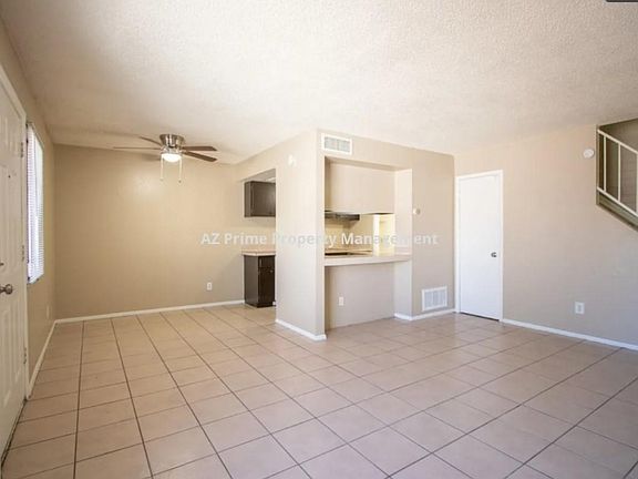 3rd image of 5256 N 42nd Ln