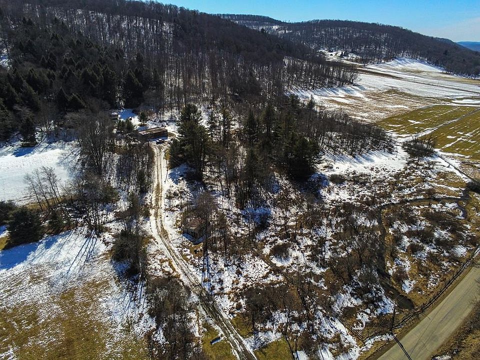 1st image of 2454 Eleven Mile Rd