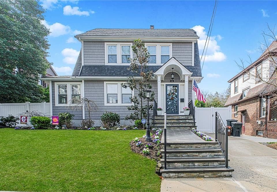 1st image of 84 Elwood Pl