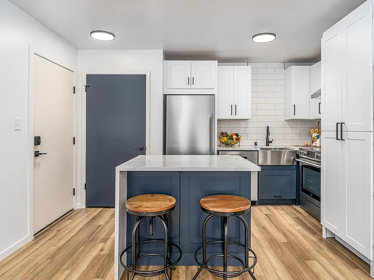 10417 E 4th Ave — Photo 17