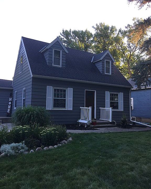 1st image of 63 E Prairie St