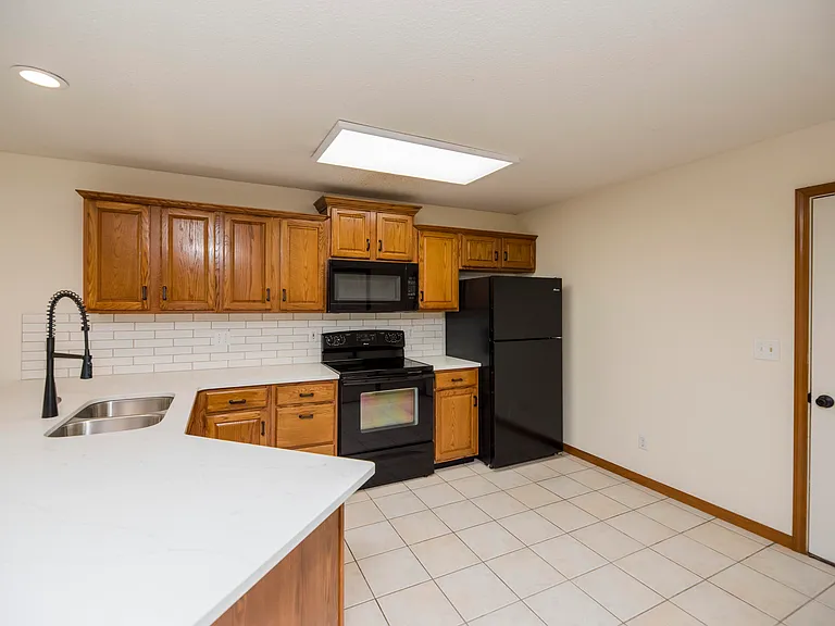 3600 Berkshire Ct — Photo 9