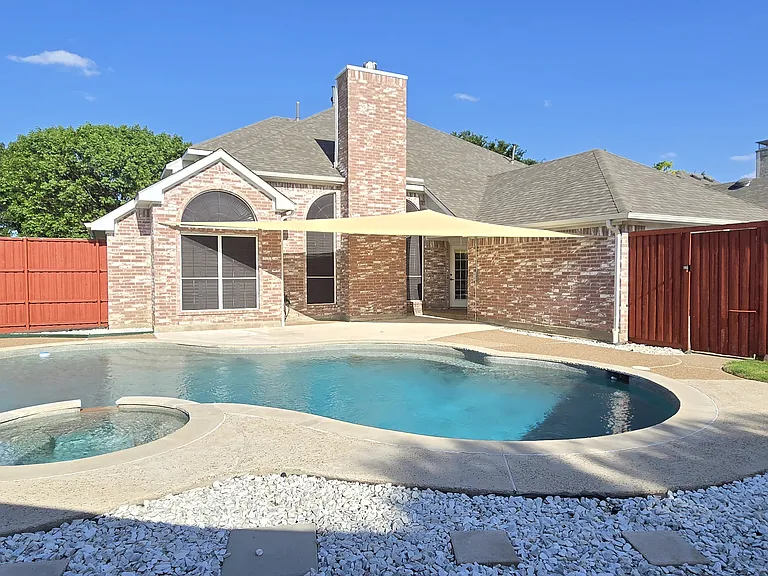 7509 Avalon Dr — Photo 21