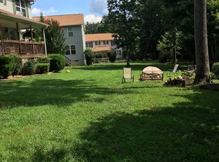 20 Maryfield Rd, Fairview, NC 28730