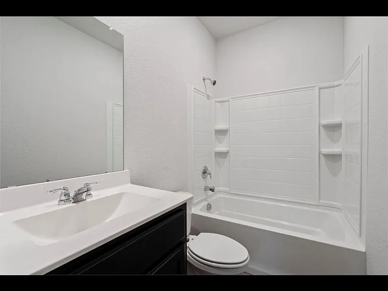 321 Youngblood — Photo 17