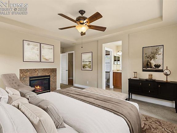 5th image of 2217 Saint Claire Dr