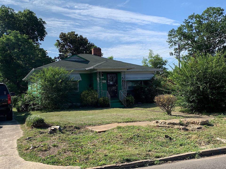 2nd image of 3521 Avenue F