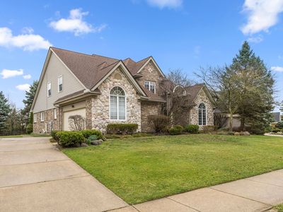 47968 Edinburgh Dr, Plymouth, MI, 48170