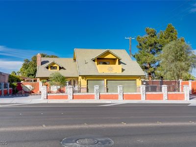 3200 W Oakey Blvd, Las Vegas, NV, 89102