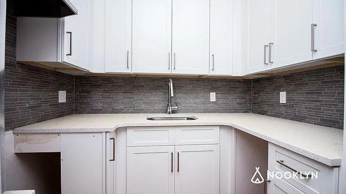 Rented by Nooklyn NYC LLC | media 12