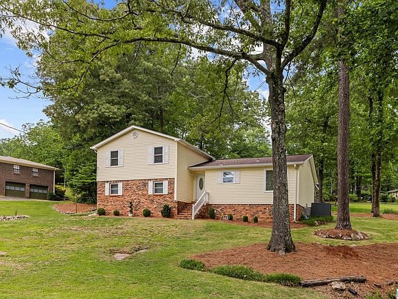 4th image of 3434 Rock Ridge Cir