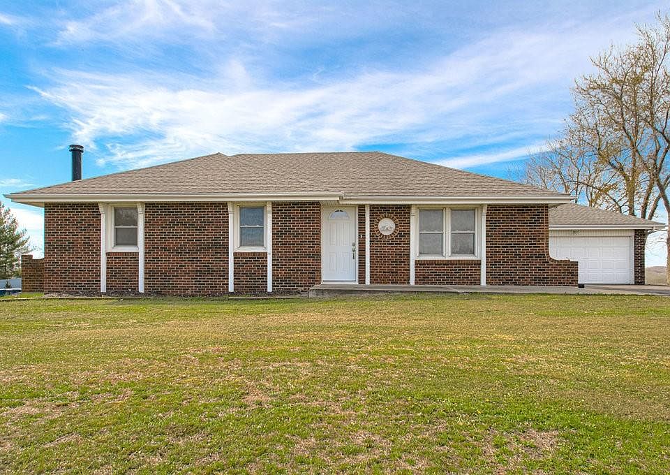 27295 Smithers Ln, Weston, MO 64098 | Zillow