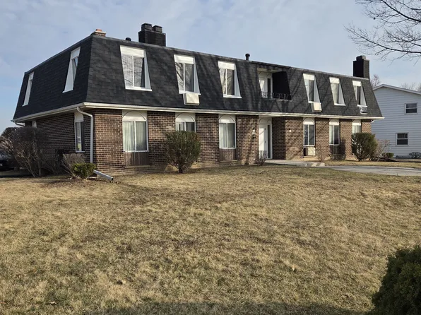 1202 1st Ave APT 3, Grafton, WI 53024