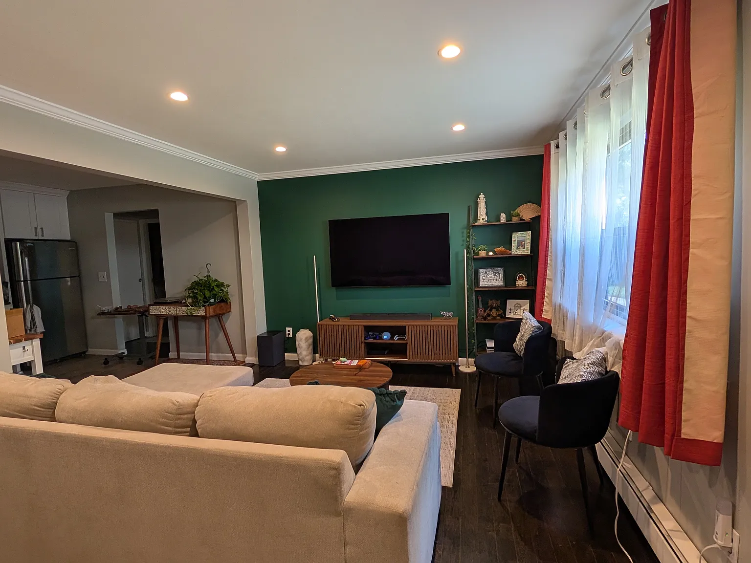 1 bed, 1000 sqft, $2,100 — Photo 4