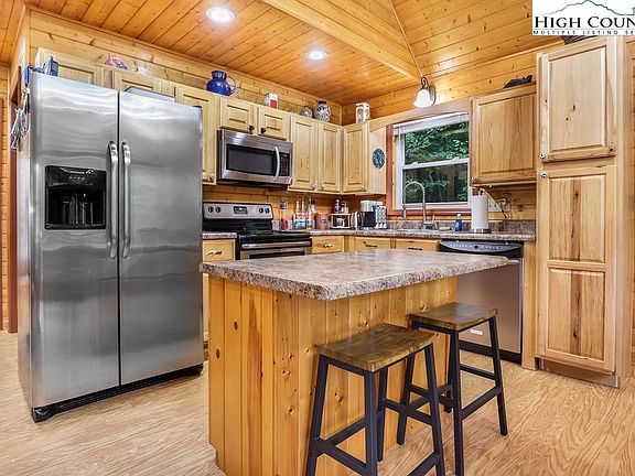 14th image of this home