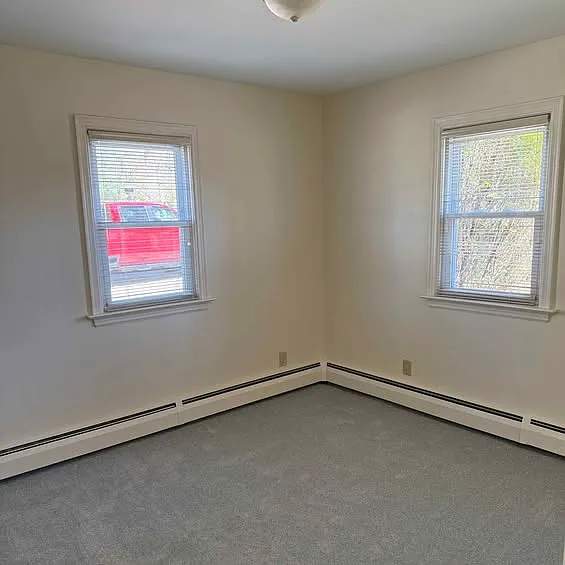 736 Charlotte Ave NW — Photo 12