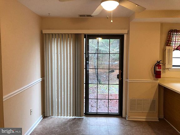 4th image of 4914 Winterbury Dr