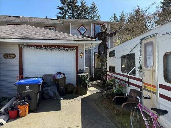 1820 1st St #B, Courtenay, BC V9N 6V5
