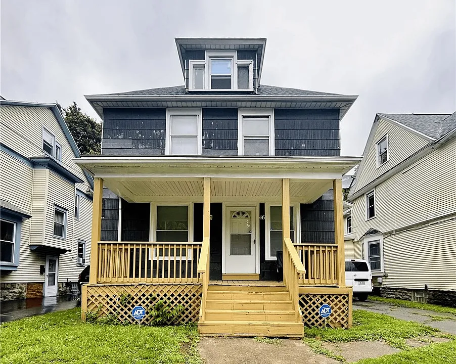 46 Peck St #LOWER