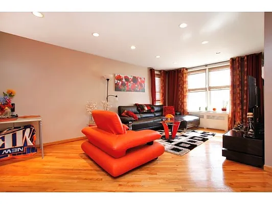 Sold by Keller Williams Realty Empire | media 28