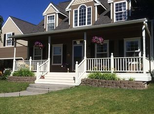 3579 SW Valleyview Dr, Redmond, OR 97756