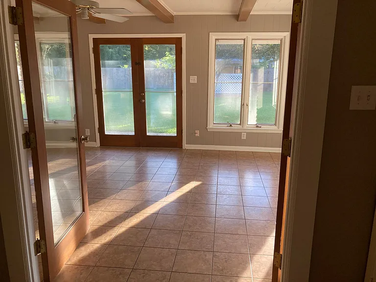 205 Foreman Dr — Photo 5