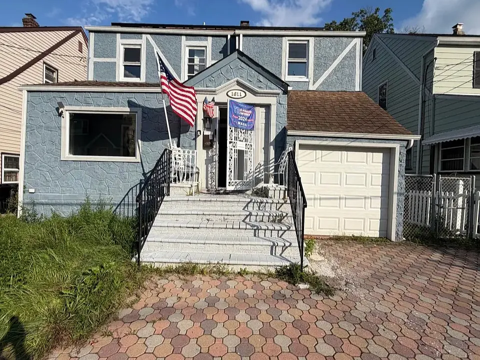 1611 Bayview Ave #G1