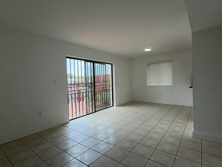341 NW 109th Ave #10C — Photo 22