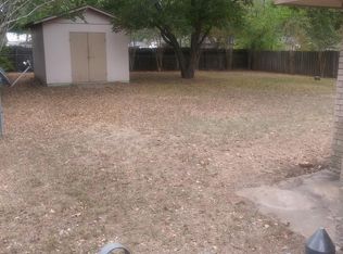 1126 10th St, Hempstead, TX 77445