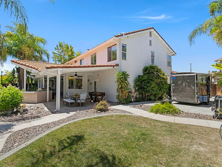 31500 Britton Cir — Photo 11