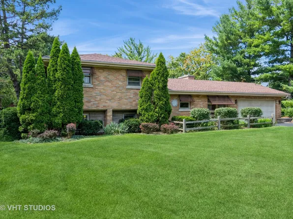 85 Willow Ln, Bristol, IL 60512