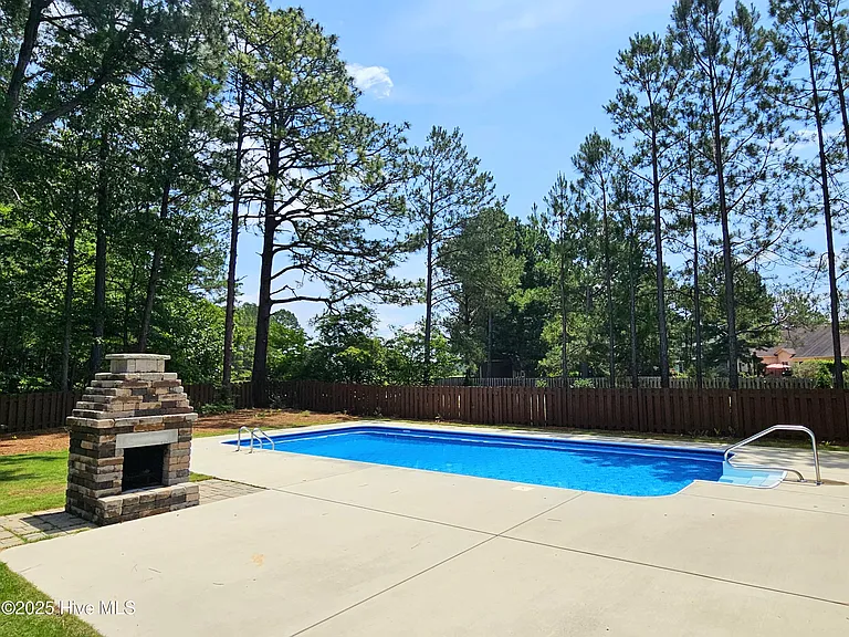100 Mayfield Ct — Photo 23