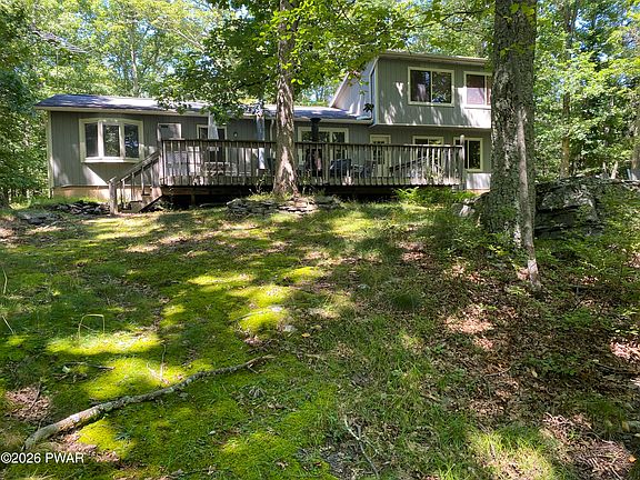 5th image of 141 Wild Meadow Dr