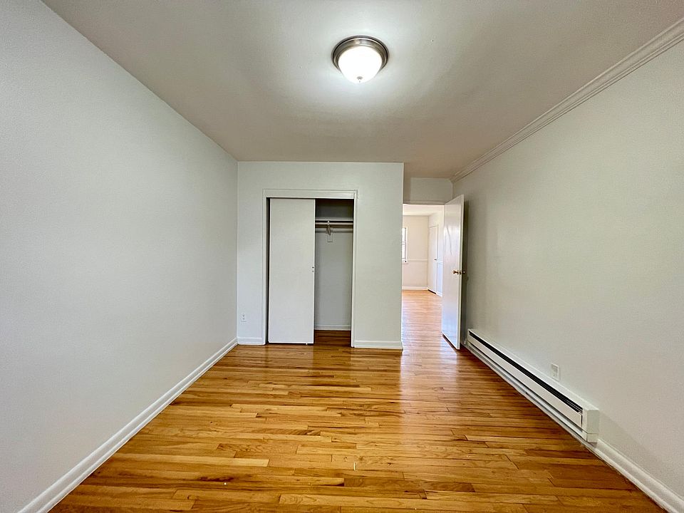 2nd image of 419 Stuyvesant Ave #3