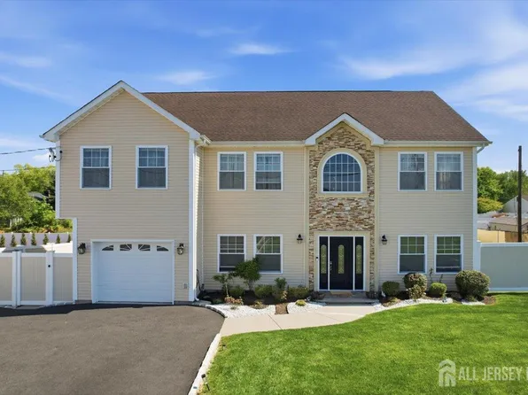 69 Morris Ave, Piscataway, NJ 08854