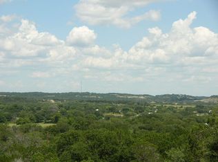 709 Royal Oaks Loop, Fredericksburg, TX 78624
